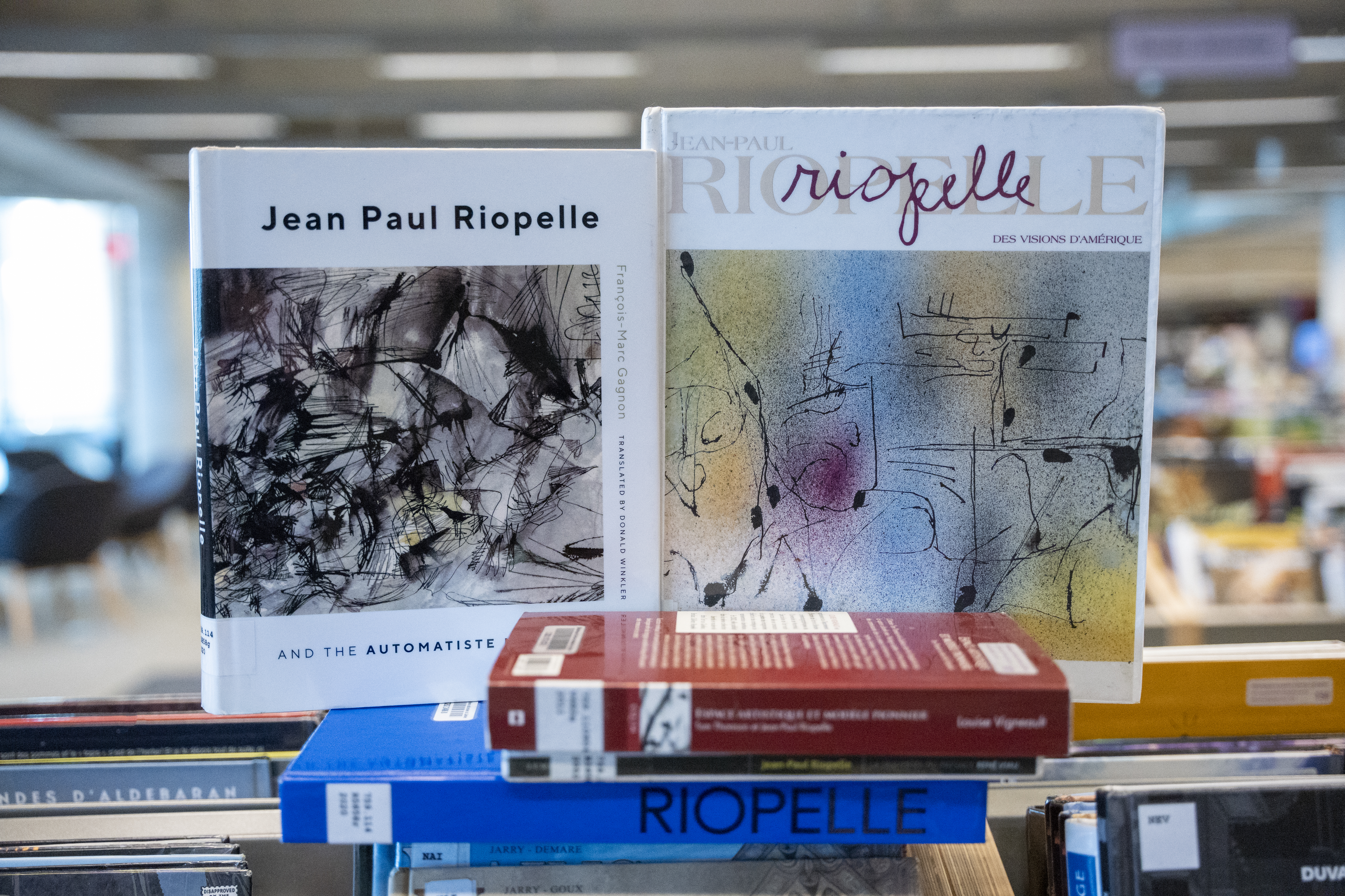 Livres sur Jean Paul Riopelle.